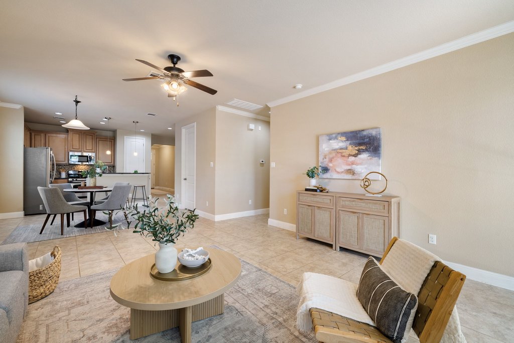 012_ah5a8037_1_519.jpg