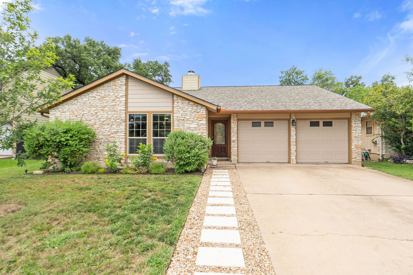 1-sqft-0668.jpg