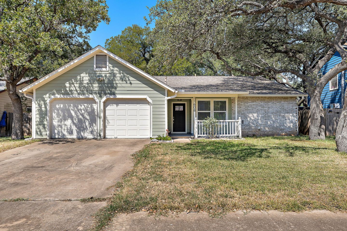 1-web-or-mls-11608-tanglebriar-trail-kcp-090226---171.jpg