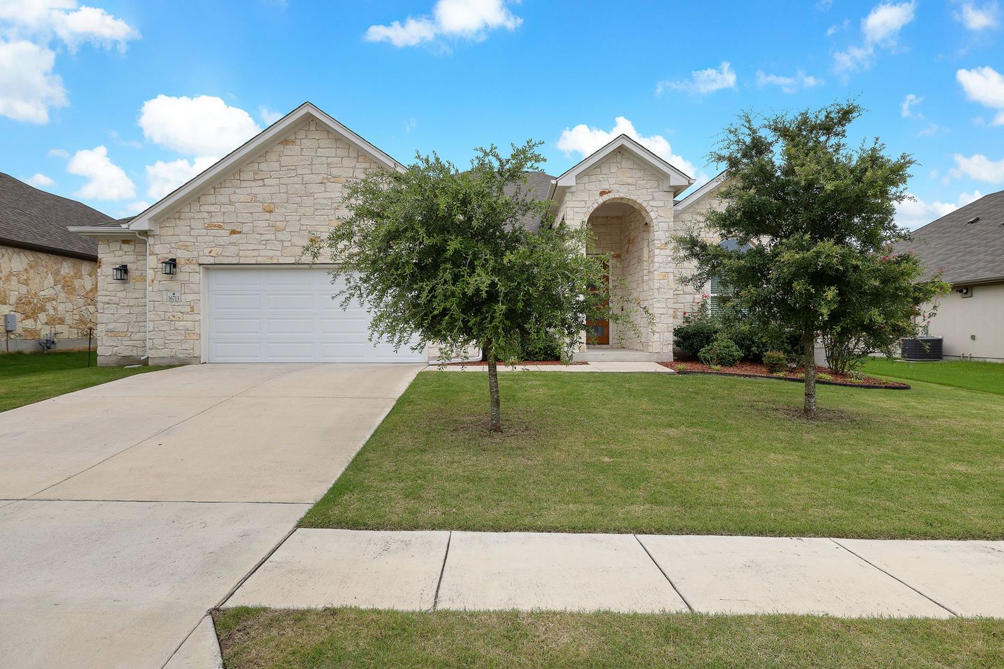 1-web-or-mls-16713-elsinore-ln-kcp-070925---193.jpg