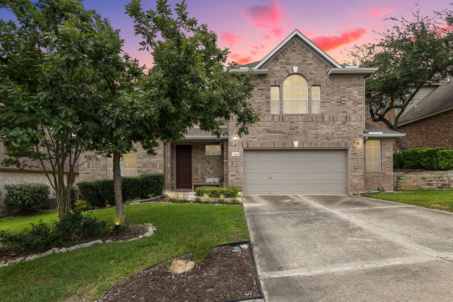 1-web-or-mls-8706-fenton-dr-kcp-071525-189.jpg