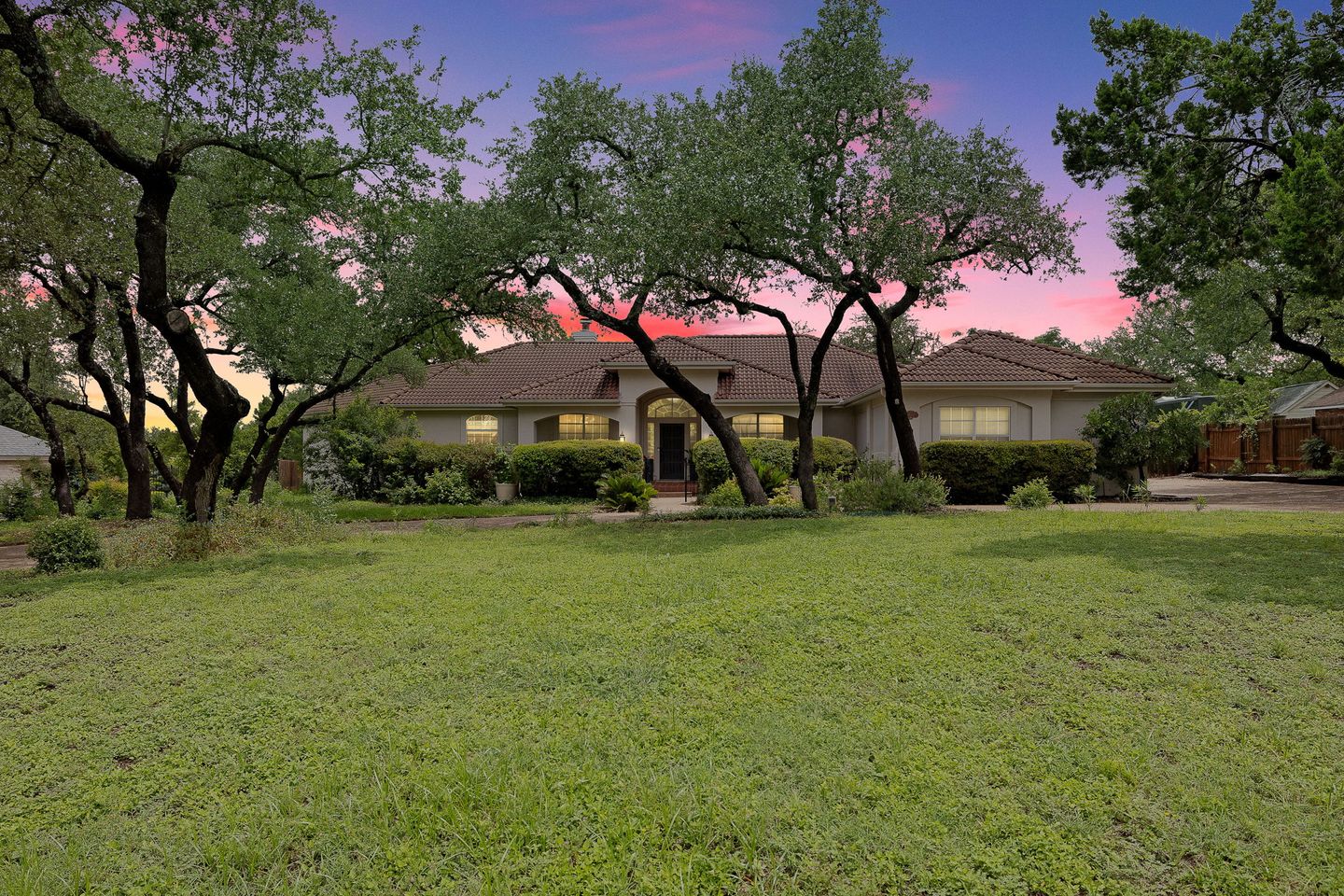 1-web-or-mls-9608-streamside-dr-kcp-061526-221.jpg