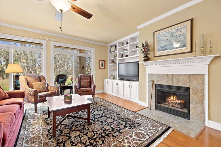 10-custom-718-breezeway-ln-kcp-032124---58.jpg