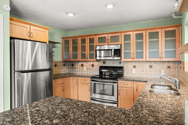 10-web-or-mls-103-westward-cove-5.jpg
