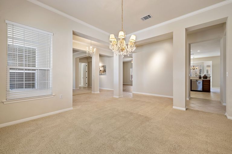 10-web-or-mls-120-durango-trail-kcp-022625---112.jpg
