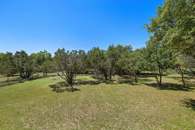 10-web-or-mls-1344-flint-rock-loop-kcp-042125---176.jpg