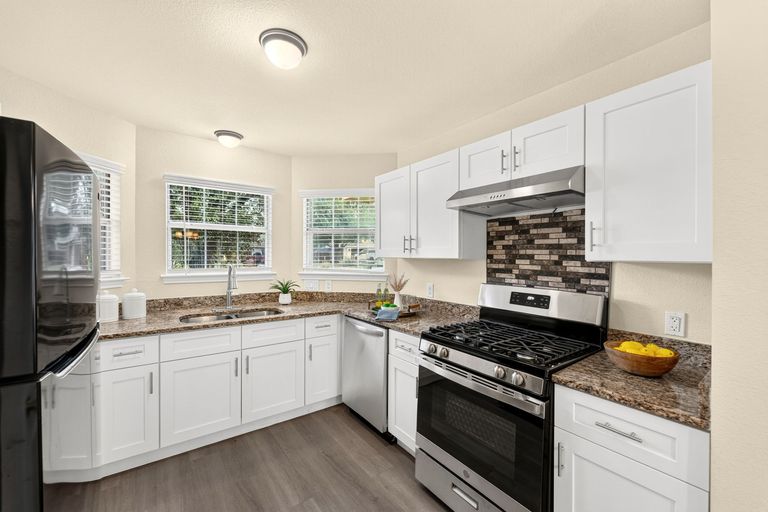 10-web-or-mls-1604-southwestern-trail-(12-of-25).jpg