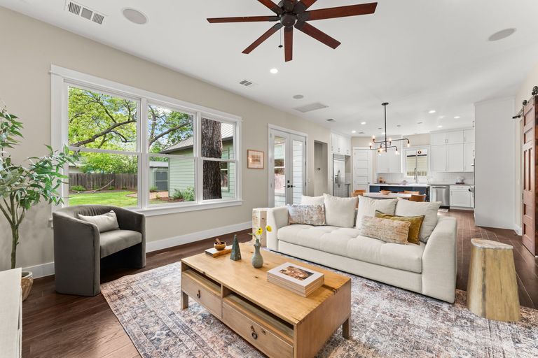 10-web-or-mls-1710-payne-ave-12.jpg