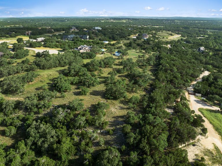 10-web-or-mls-202-st-helena-ct-11.jpg
