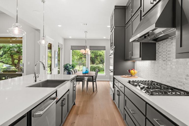 10-web-or-mls-407-cistern-wy-(22-of-35).jpg
