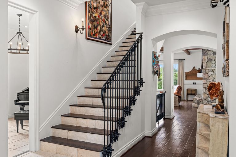 10-web-or-mls-7324-vista-mountain-dr-56.jpg