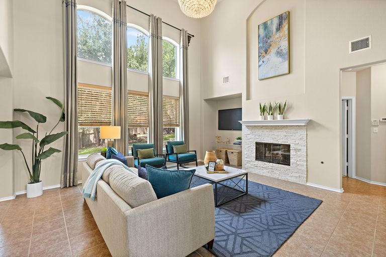 10-web-or-mls-8706-fenton-dr-kcp-071525---124.jpg