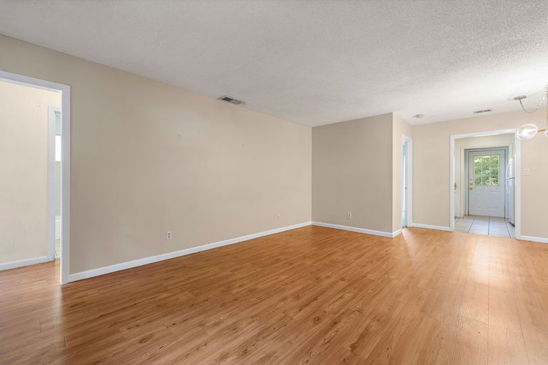 10-web-or-mls-8802-westover-club-dr-kcp-091725---64.jpg