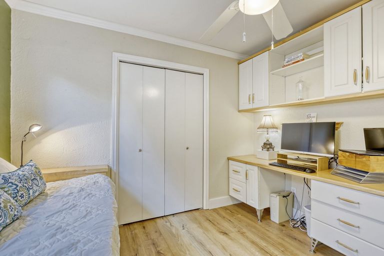 10502-timbercrest-ln---web-quality---023---23-bedroom.jpg