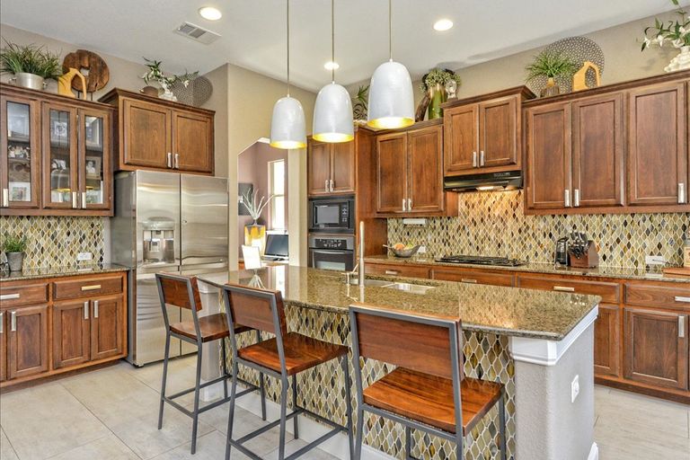11-011_kitchen.jpg