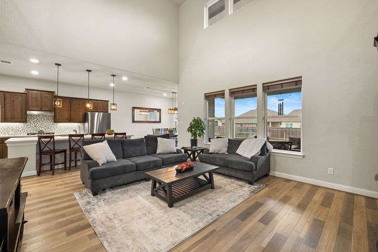 11-custom-20704-matts-cove-kcp-092324---159.jpg