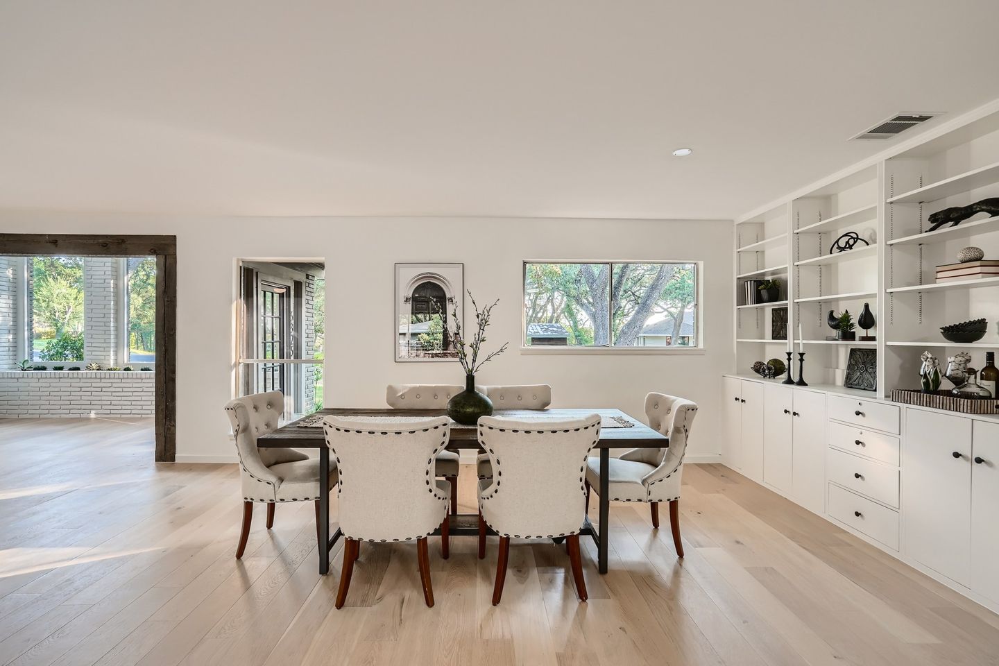 11-dining-room.jpg
