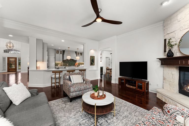 11-web-or-mls-11505-hollister-dr-40.jpg