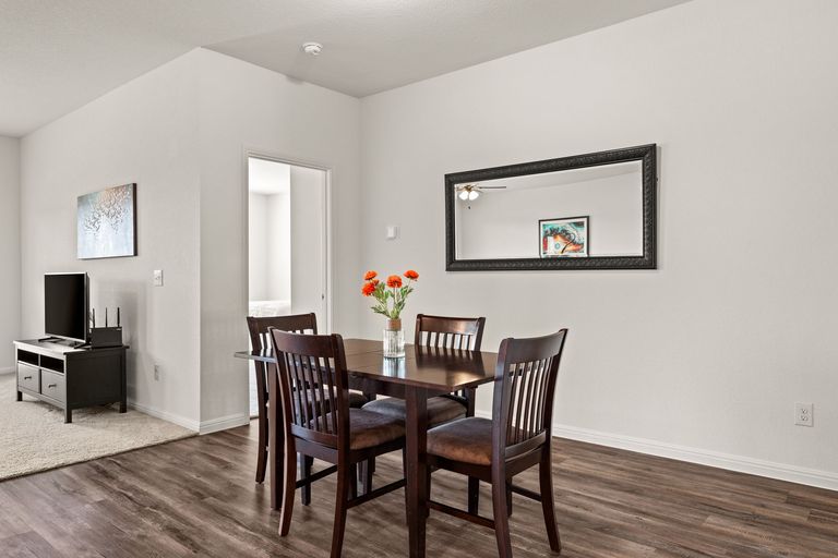 11-web-or-mls-12701-samuel-adams-dr-9.jpg