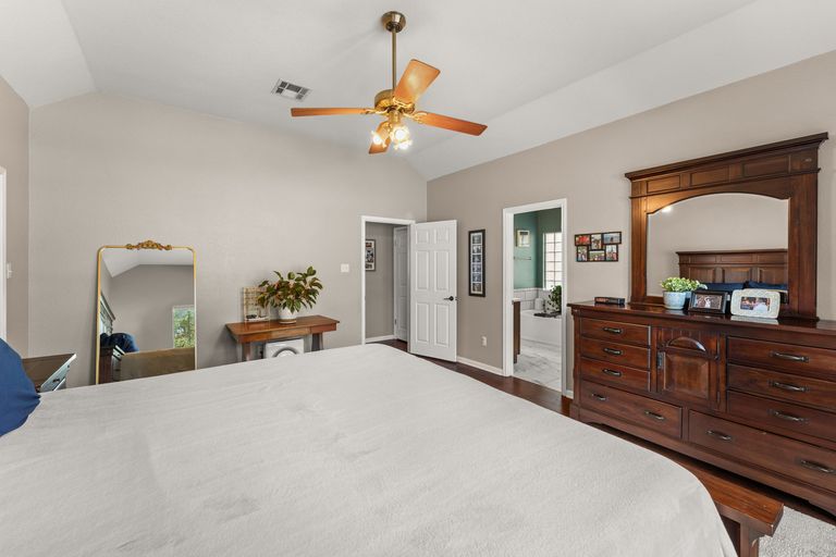 11-web-or-mls-13510-copper-hills-dr-10.jpg
