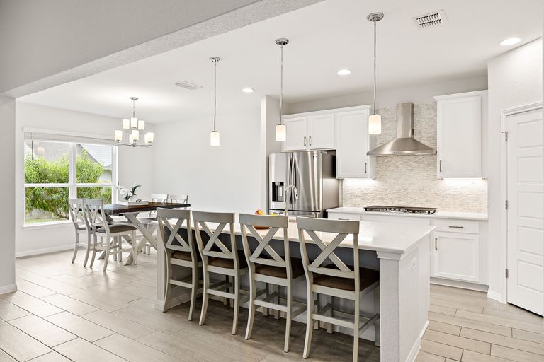11-web-or-mls-16713-elsinore-ln-kcp-070925---148.jpg