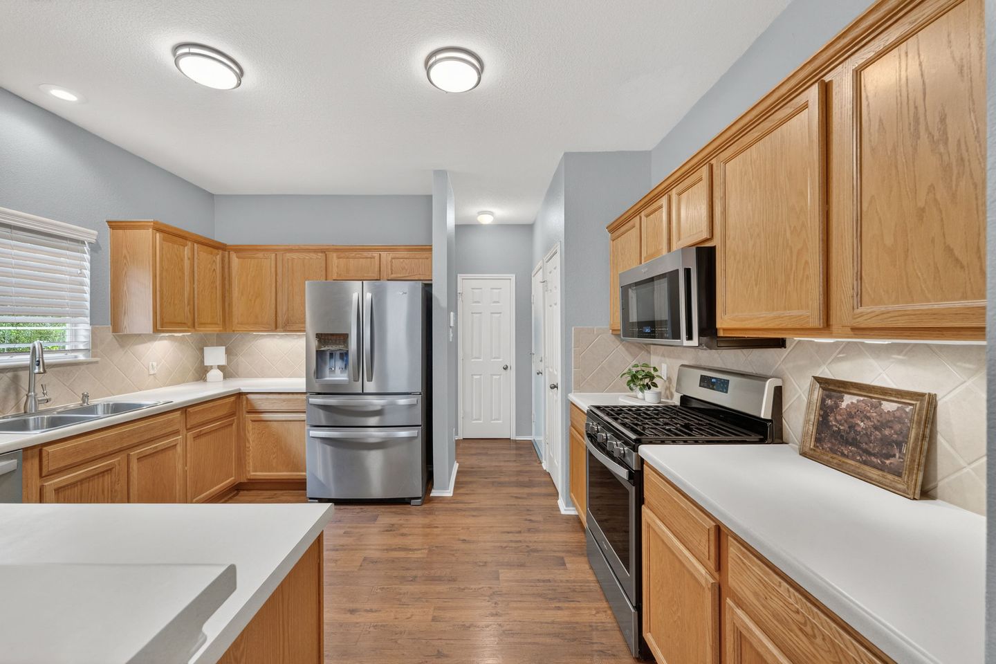 11-web-or-mls-2402-keepsake-dr8.jpg