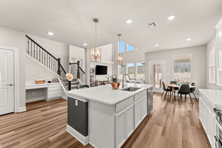 11-web-or-mls-250-eagle-mountain-trl-7.jpg