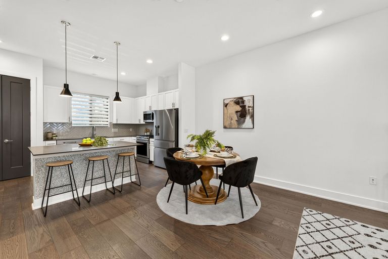 11-web-or-mls-3700-clawson-rd-603-(11-of-26).jpg