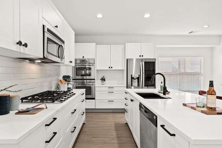 11-web-or-mls-3831-sapphire-loop-12.jpg