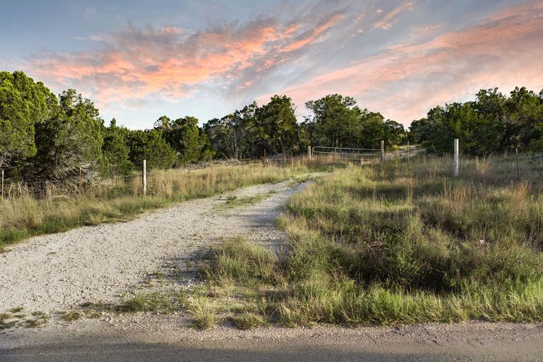 11-web-or-mls-5601-w-fitzhugh-rd-(15-of-24).jpg