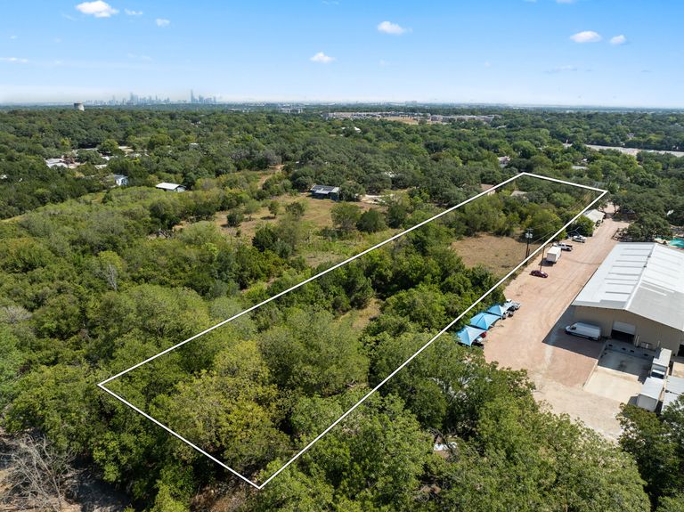 11-web-or-mls-7306-cooper-ln-15.jpg
