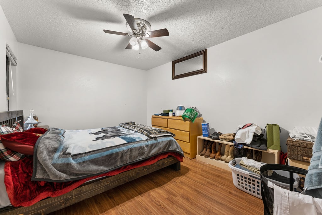 12-custom-12310-alderbrook-dr-(9-of-25).jpg