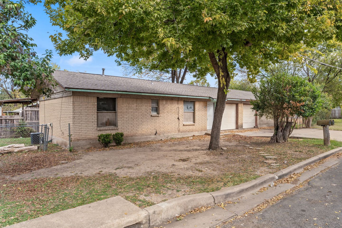 12-web-or-mls-1008-wilks-ave-6.jpg