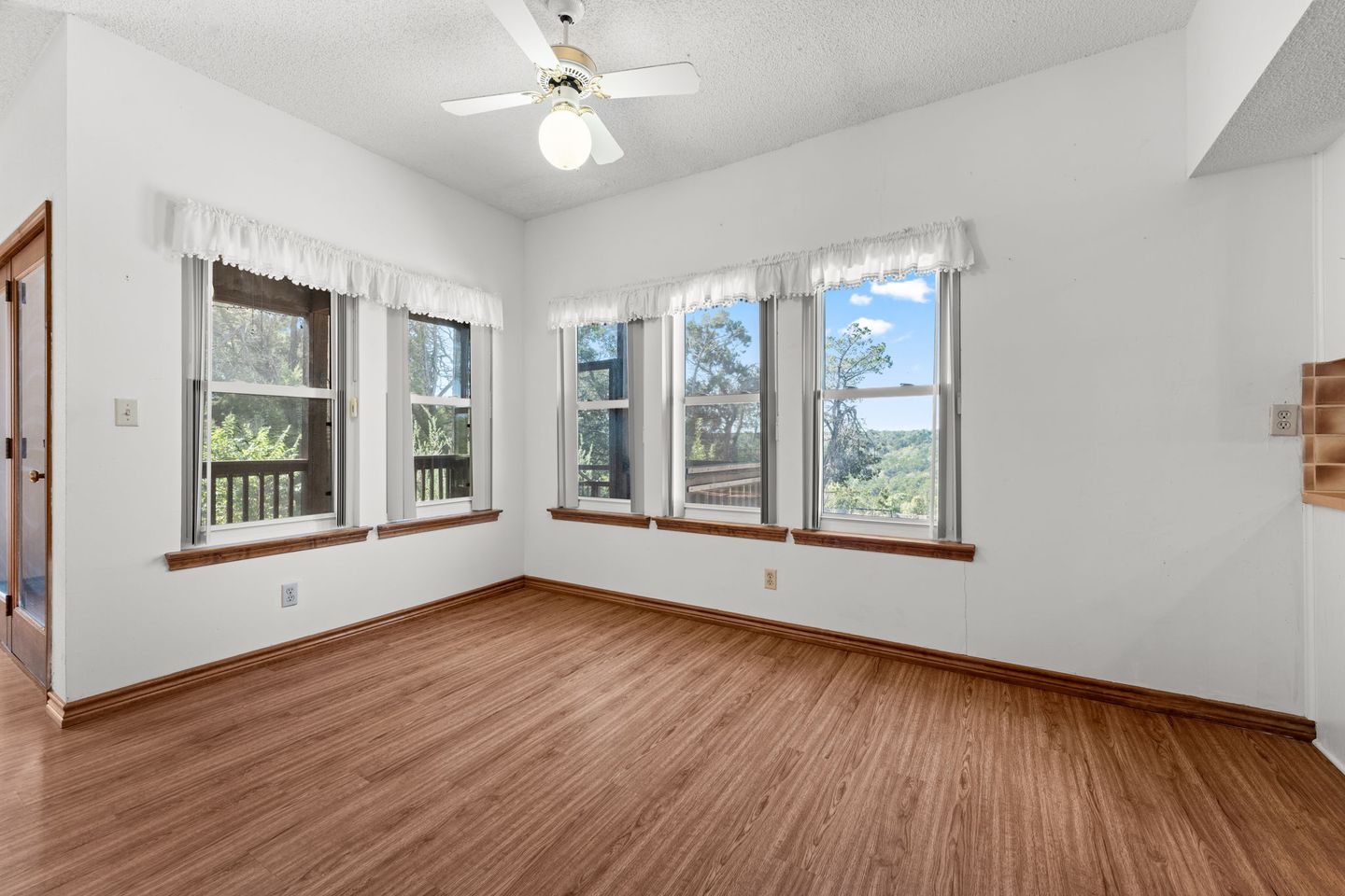 12-web-or-mls-13104-s-ridge-cir-12-1731615708.jpg
