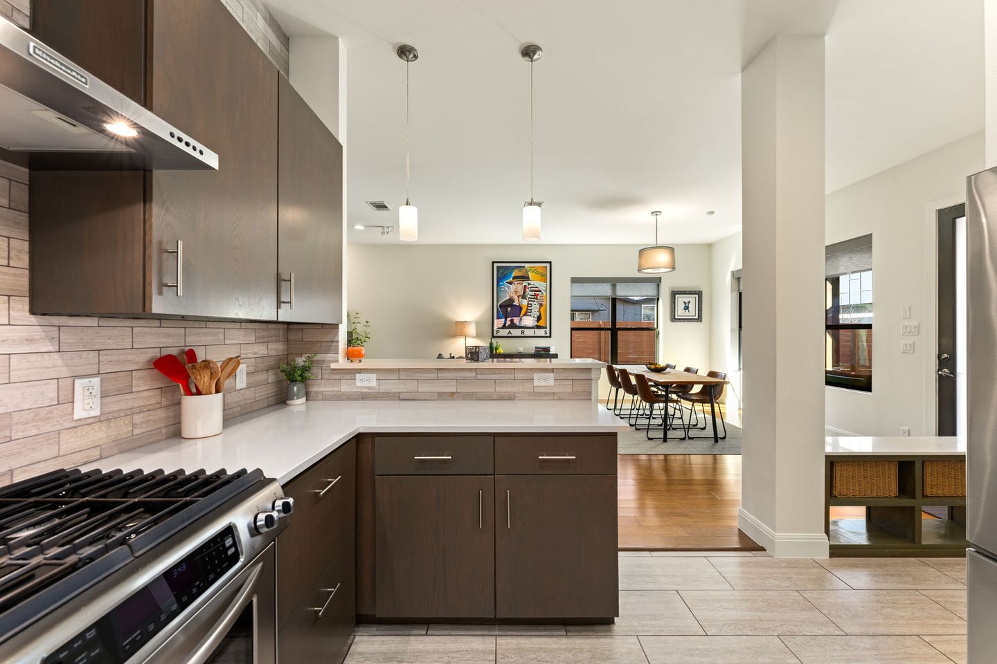 12-web-or-mls-1706-canterbury-st-(12-of-37).jpg