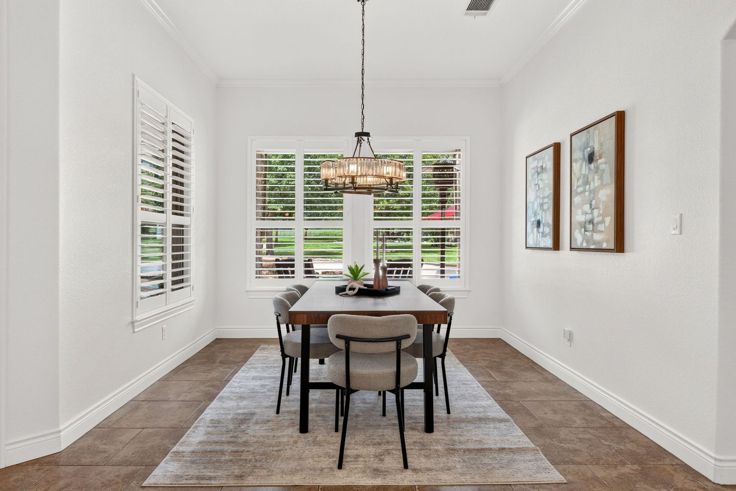 12-web-or-mls-201-canyon-vista-ln-(26-of-29).jpg