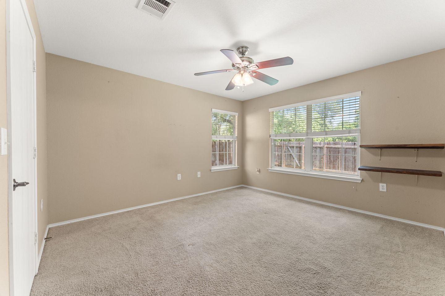 12-web-or-mls-2125-nogales-trail-(19-of-24).jpg