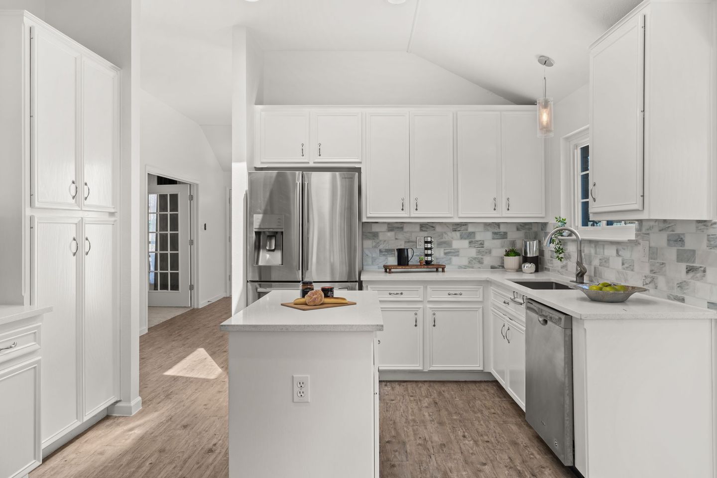 12-web-or-mls-2301-fuzz-fairway-14.jpg