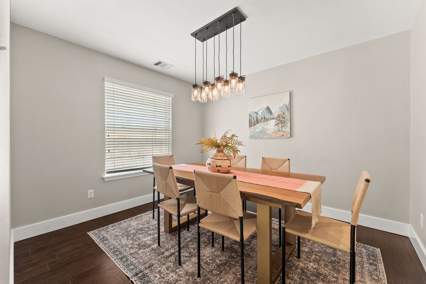 12-web-or-mls-2500-wilma-rudolph-rd-11.jpg
