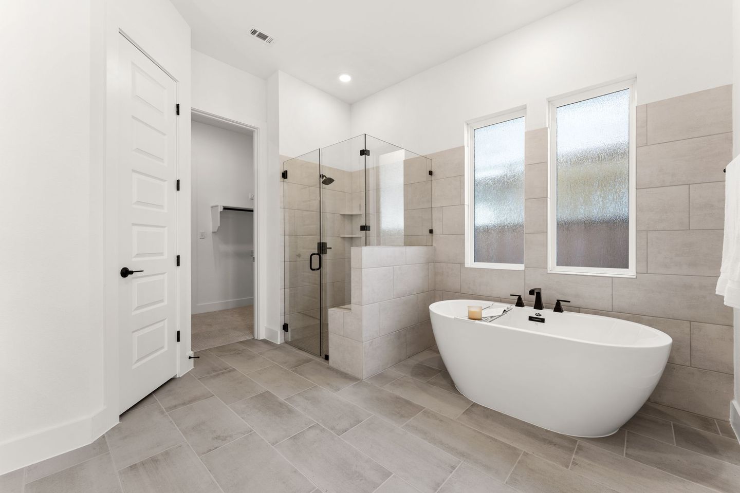 12-web-or-mls-320-millbend-rd-5.jpg