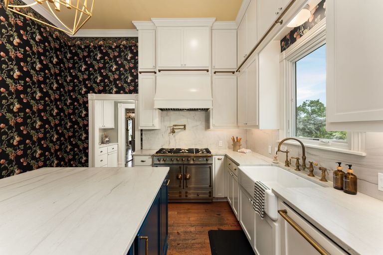 12-web-or-mls-3409-gatlin-creek-rd-(12-of-51).jpg