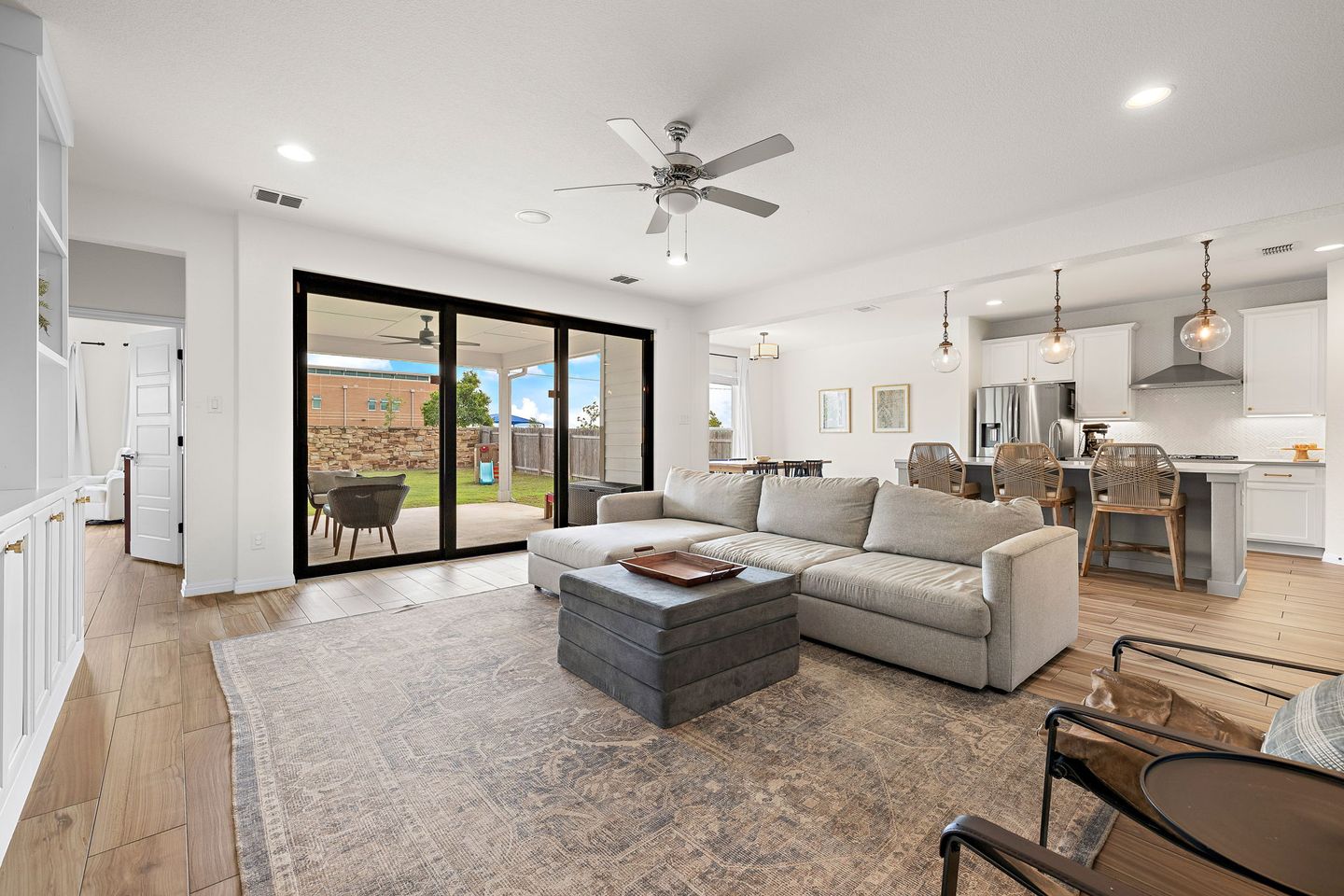 12-web-or-mls-5116-anaheim-ave-kcp-050725---181.jpg