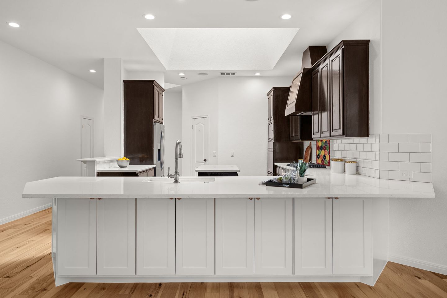 12-web-or-mls-5900-savin-hill-ct-16.jpg