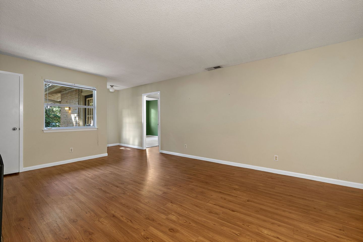 12-web-or-mls-8802-westover-club-dr-kcp-091725---46.jpg