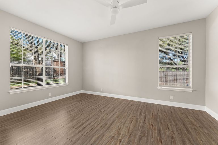13-web-or-mls-11204-gorham-glen-ct-19.jpg