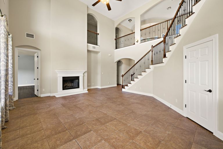 13-web-or-mls-1344-flint-rock-loop-kcp-042125---134.jpg
