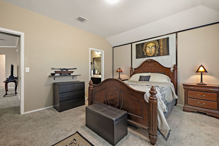 13-web-or-mls-14916-talus-rd-kcp-041124---35.jpg