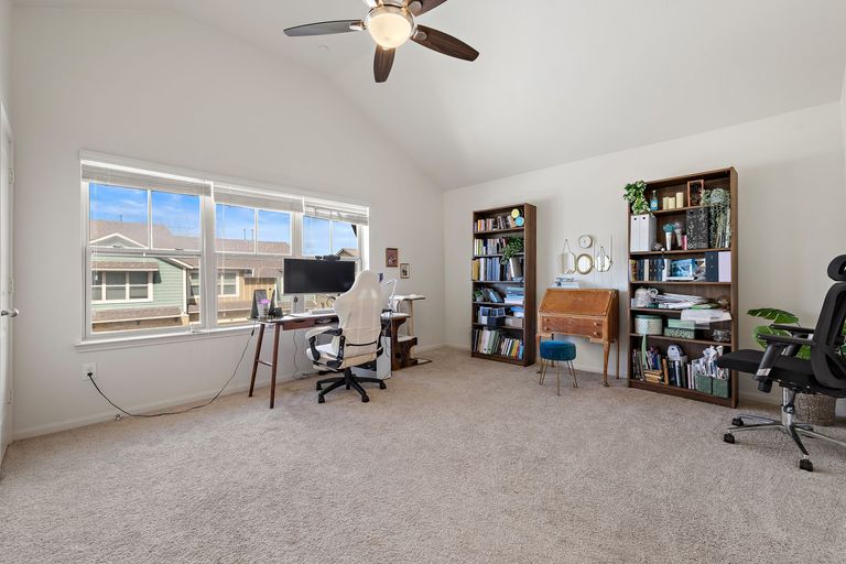 13-web-or-mls-1620-bryant-dr-303-kcp-062625---4.jpg