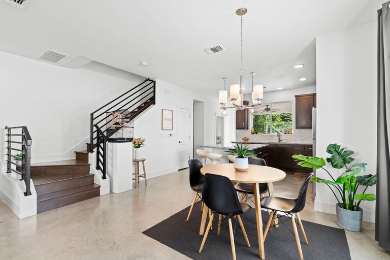 13-web-or-mls-1705-perez-st-b.jpg