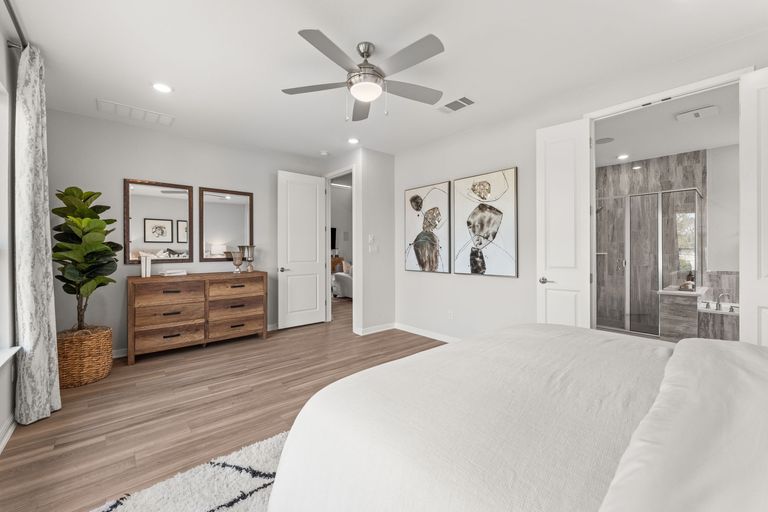 13-web-or-mls-292-milam-crk-dr-(12-of-31).jpg